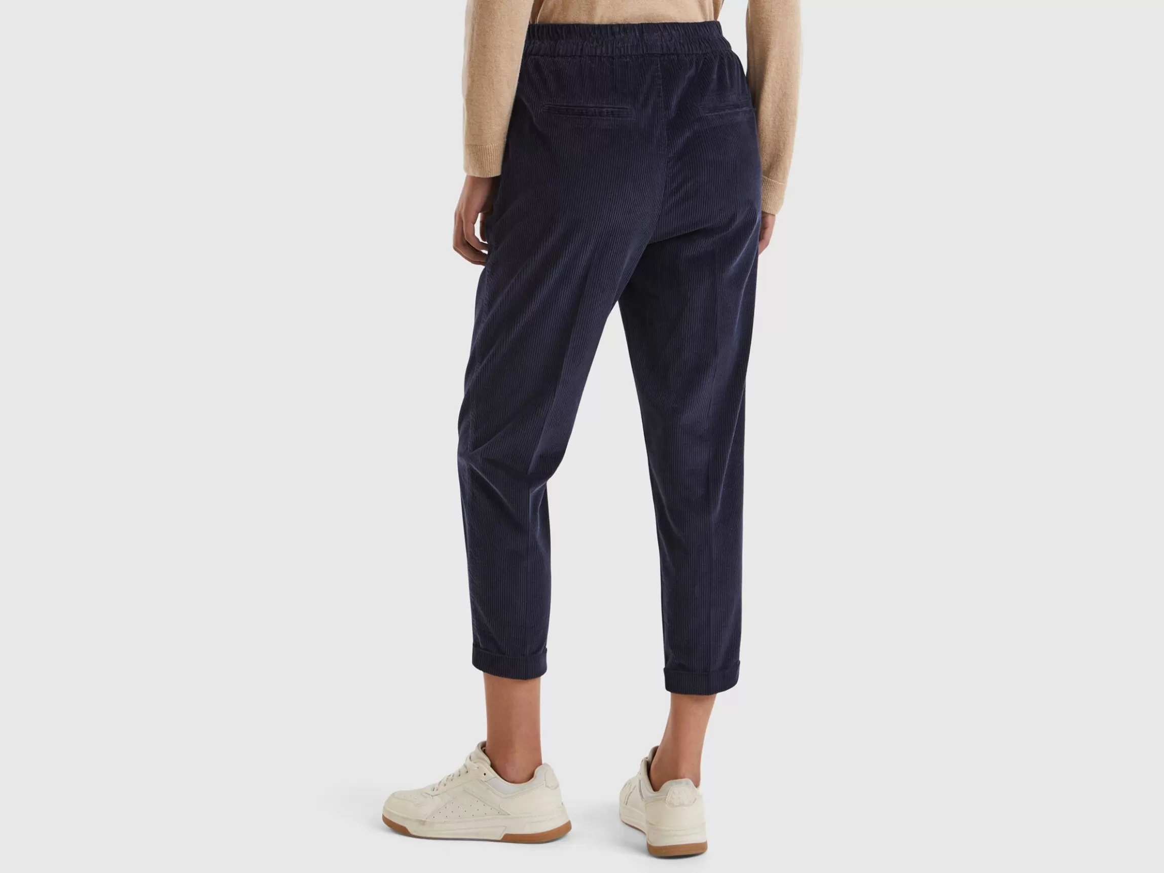 United Colors of Benetton Chinos in velvet with stretch waist