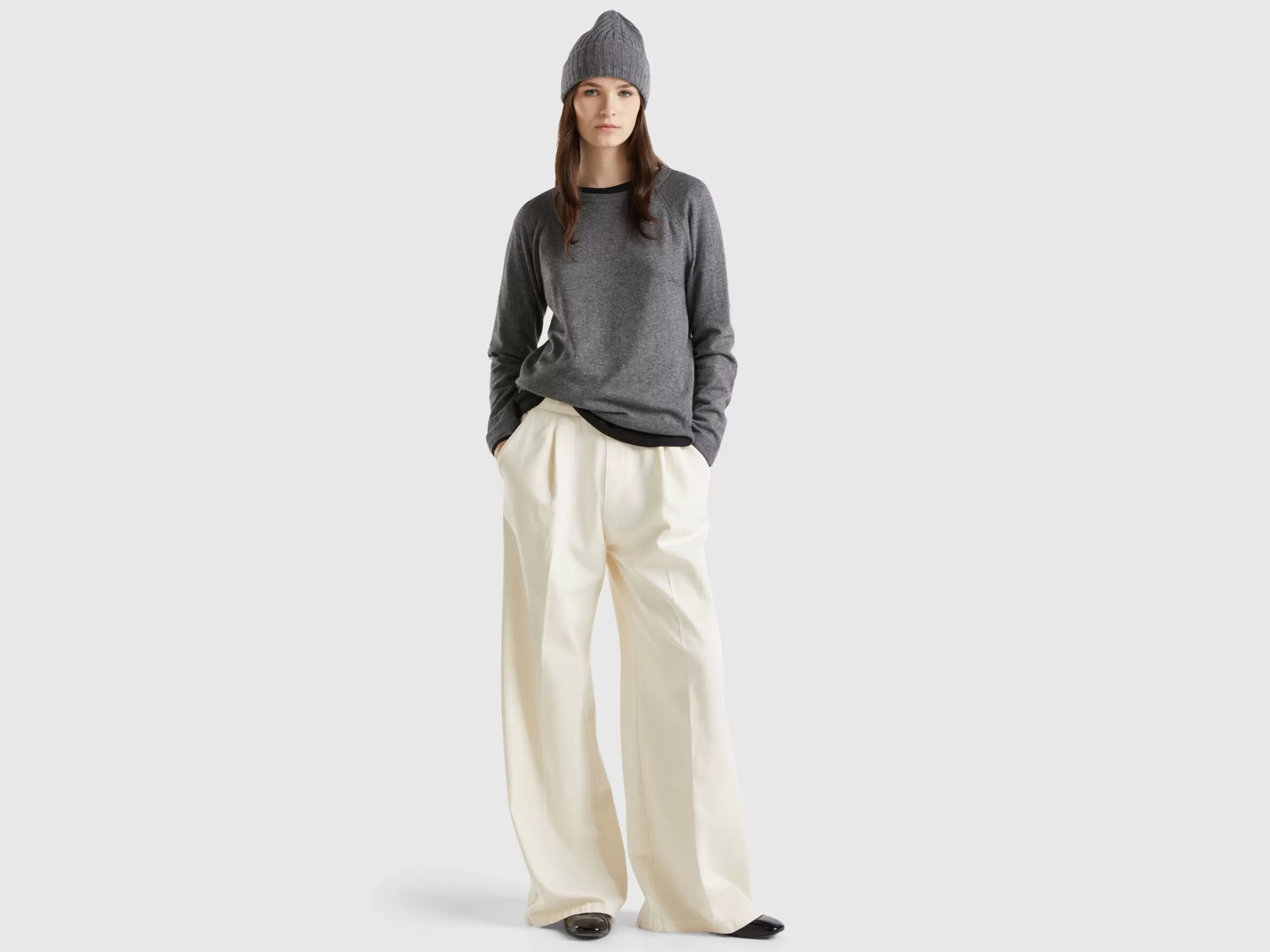 United Colors of Benetton crew neck sweater in wool and cashmere blend