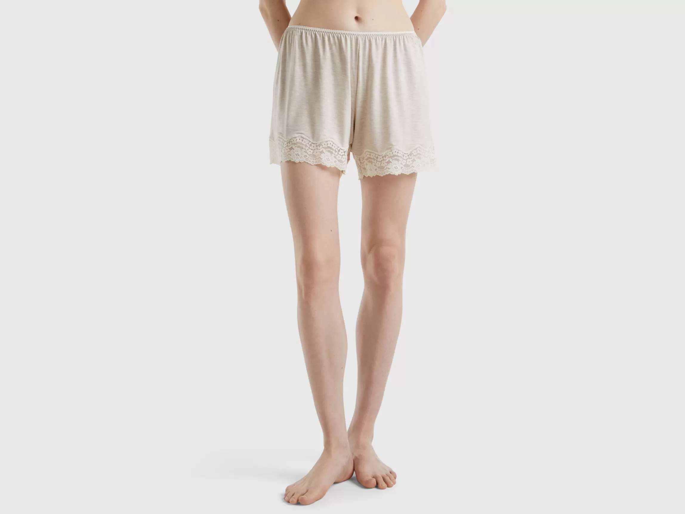 United Colors of Benetton Flowy shorts with lace