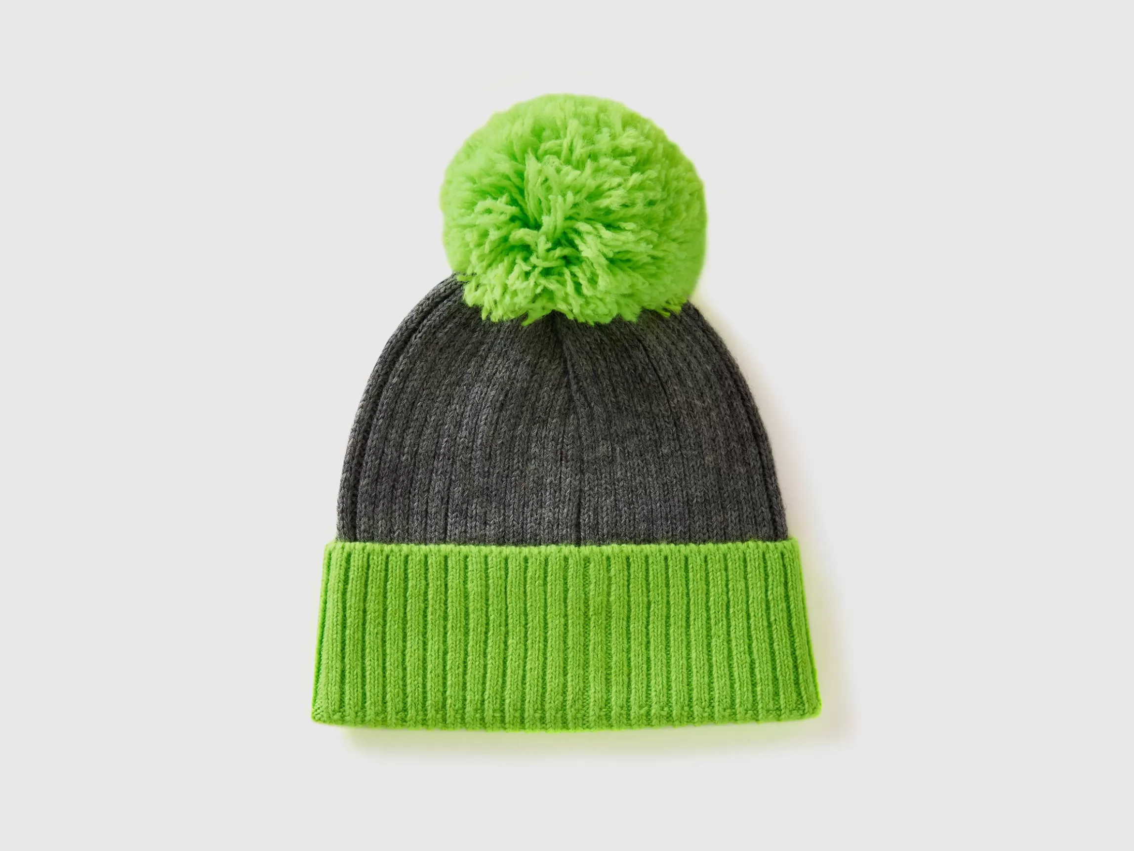 United Colors of Benetton Hat with details