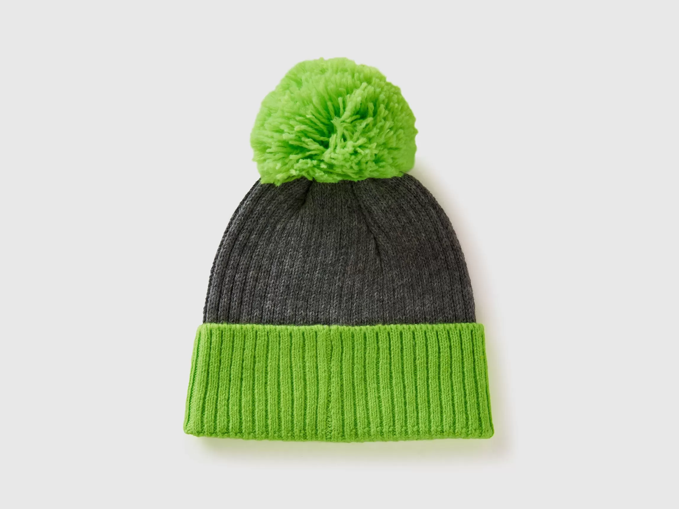 United Colors of Benetton Hat with details