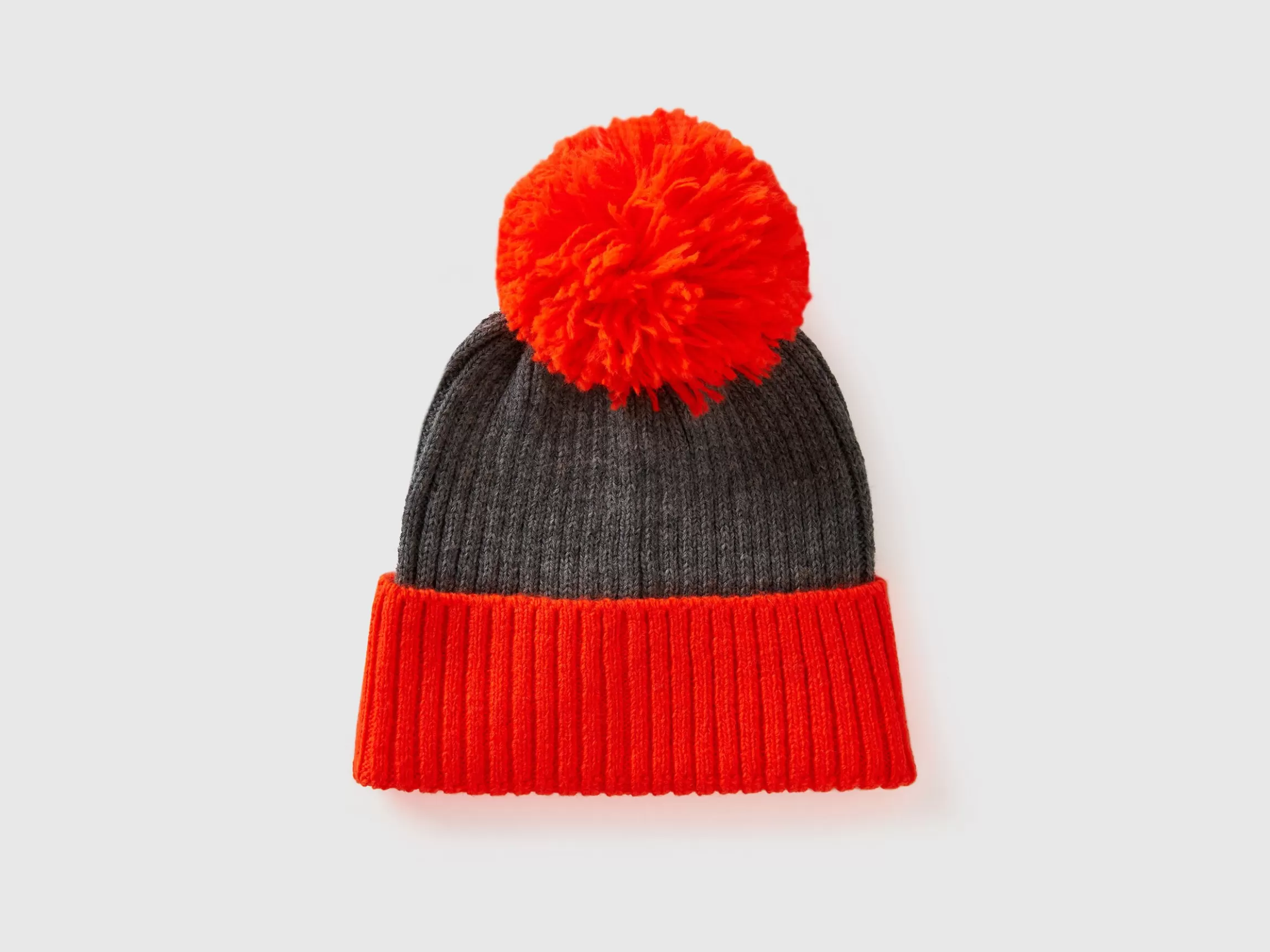 United Colors of Benetton Hat with details
