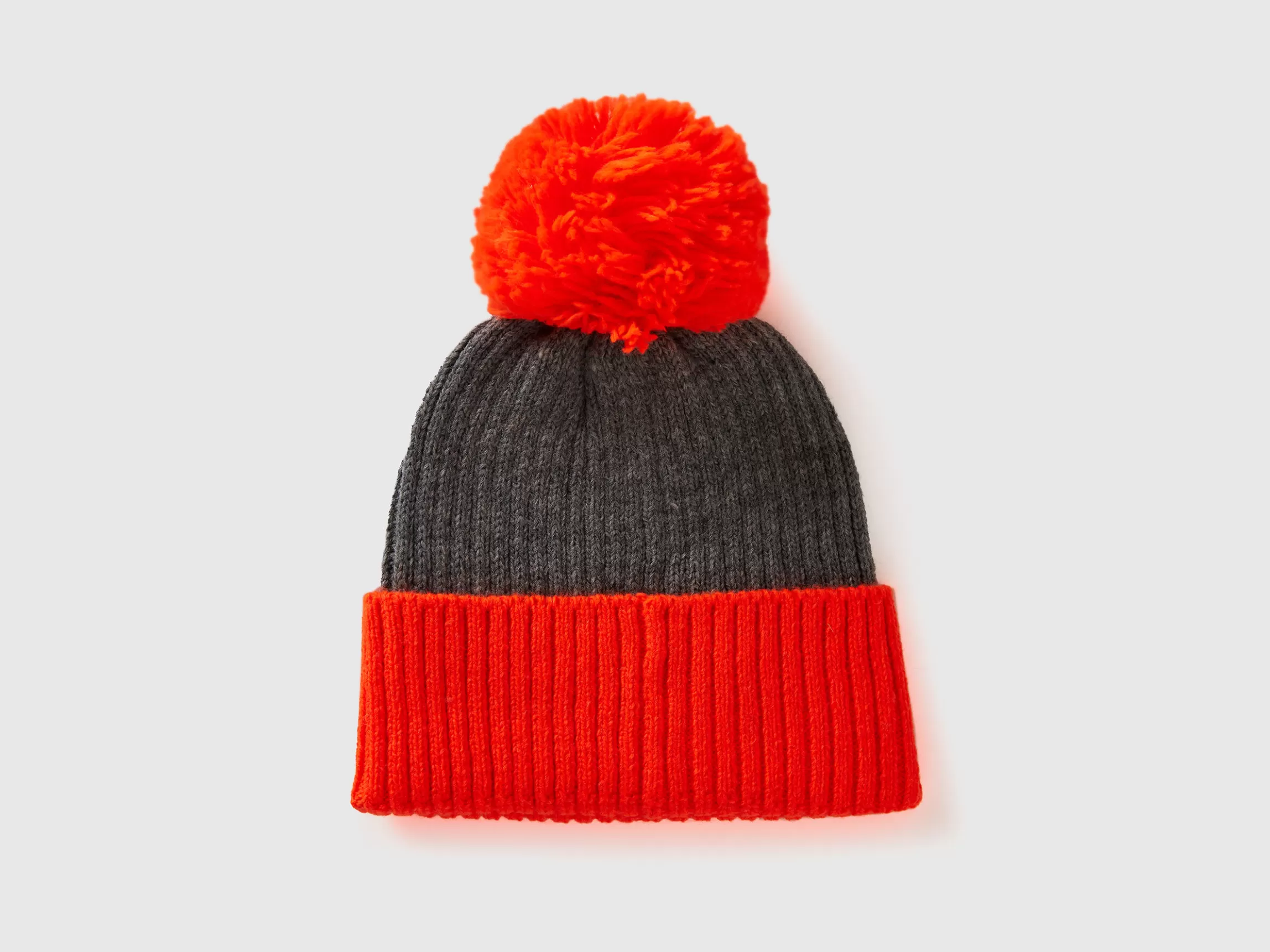 United Colors of Benetton Hat with details