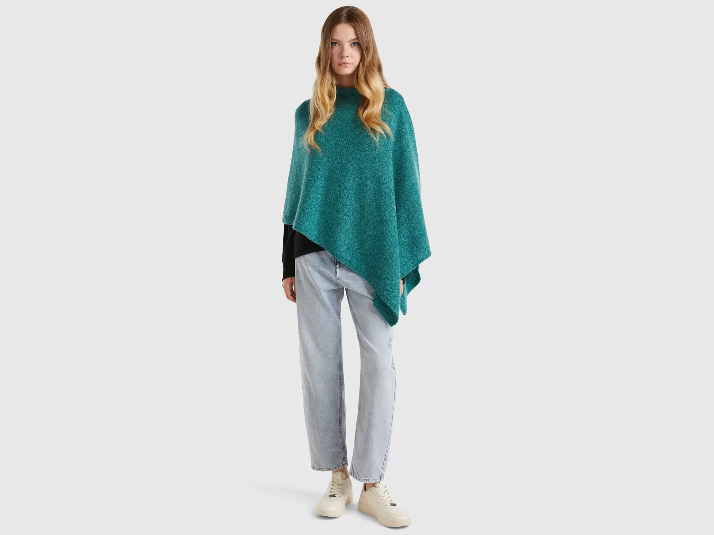 United Colors of Benetton Mantella in pura lana Shetland