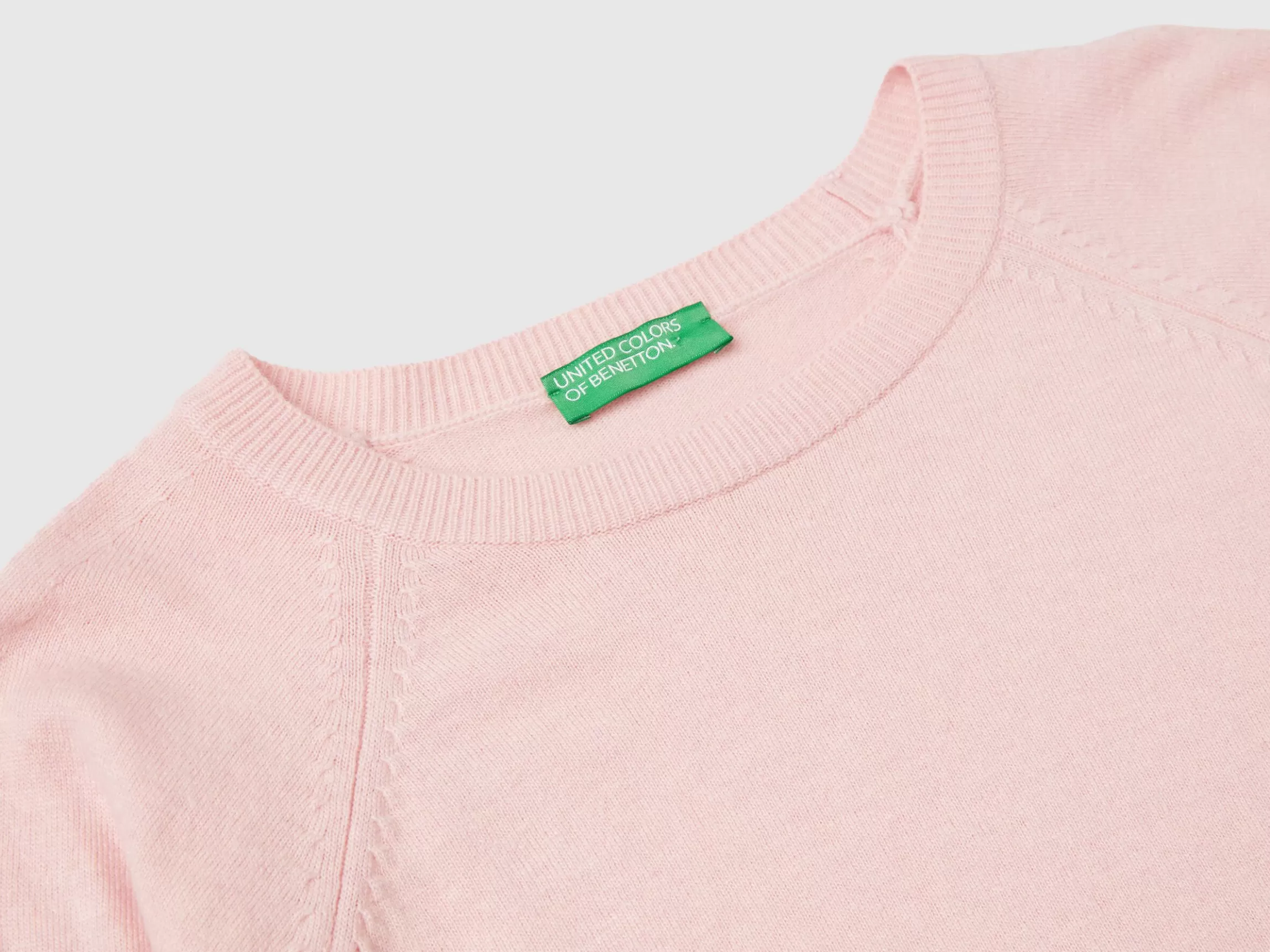United Colors of Benetton crew neck sweater in wool and cashmere blend