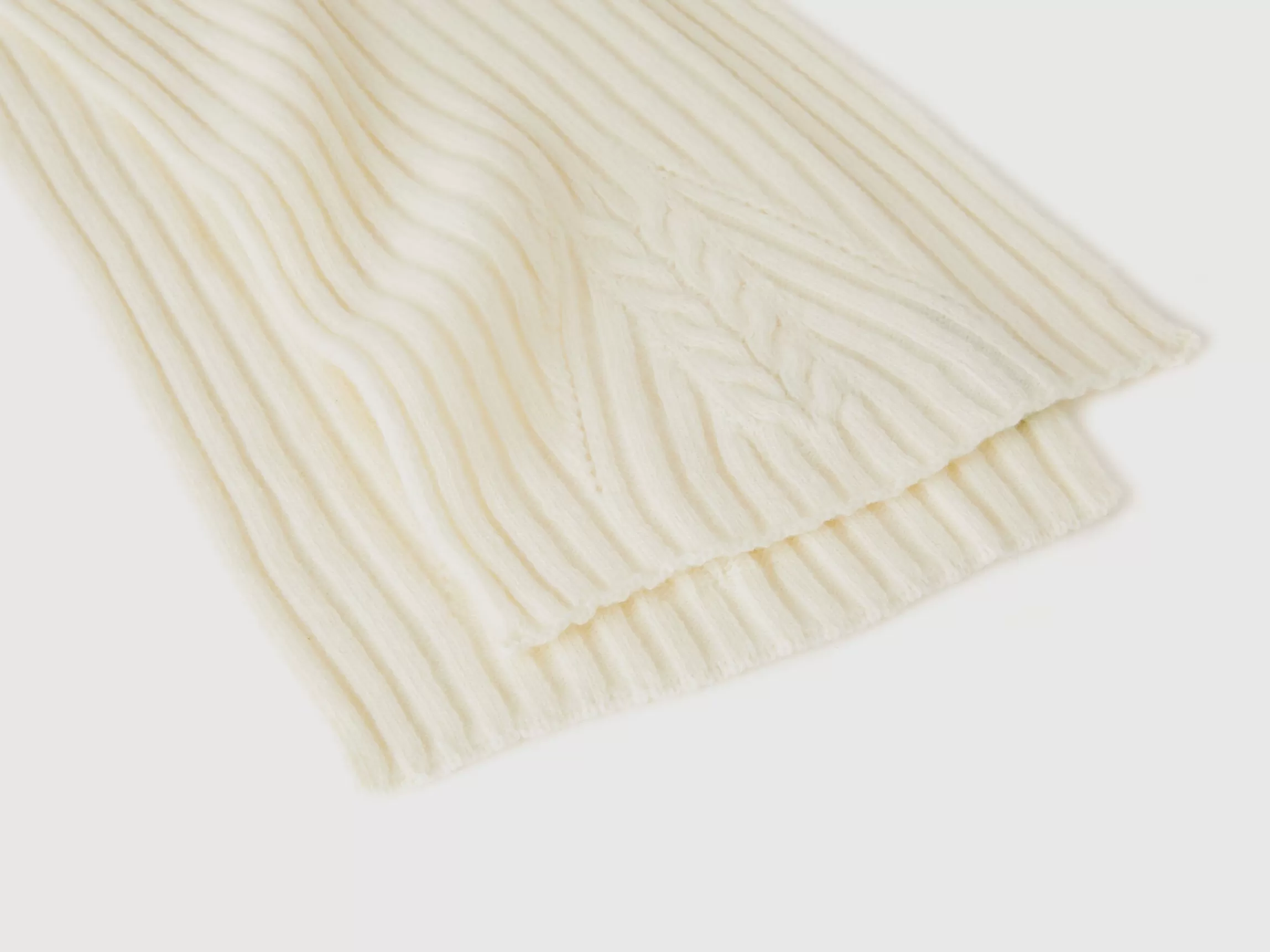United Colors of Benetton Scarf with cable knit