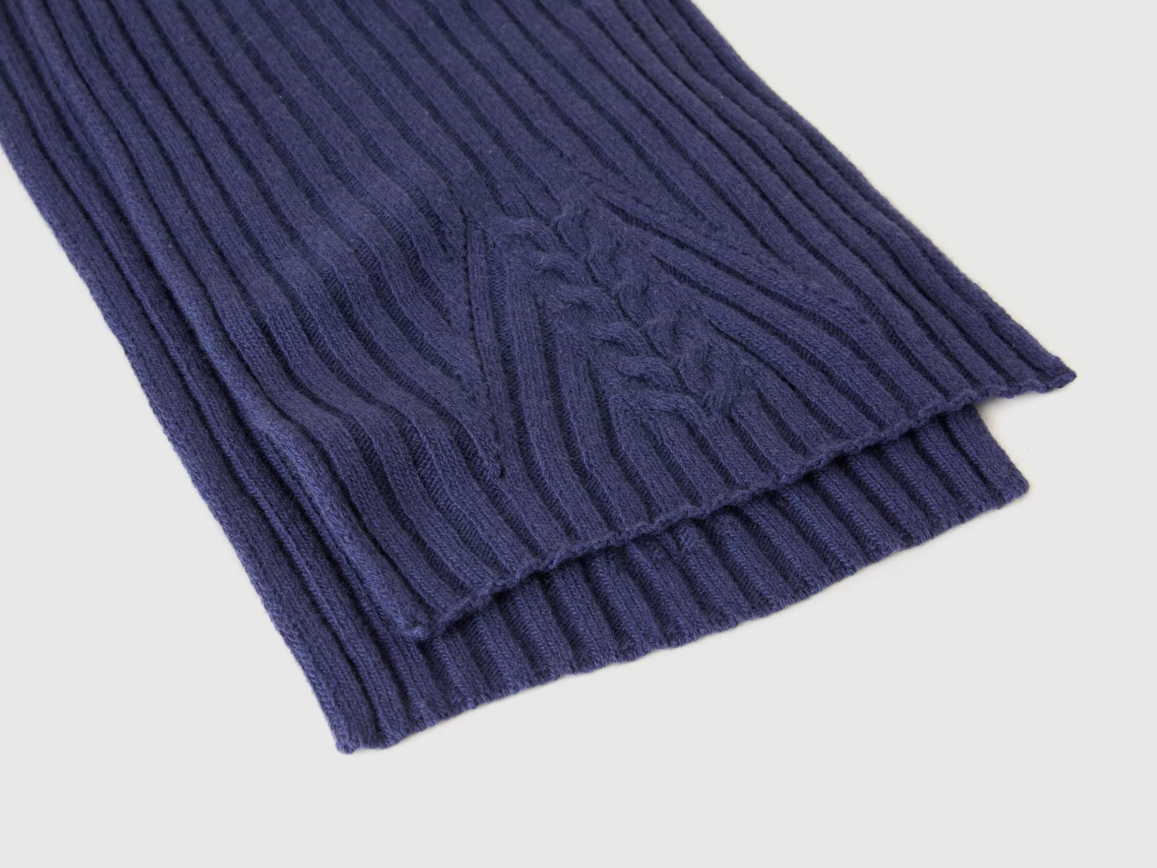 United Colors of Benetton Scarf with cable knit