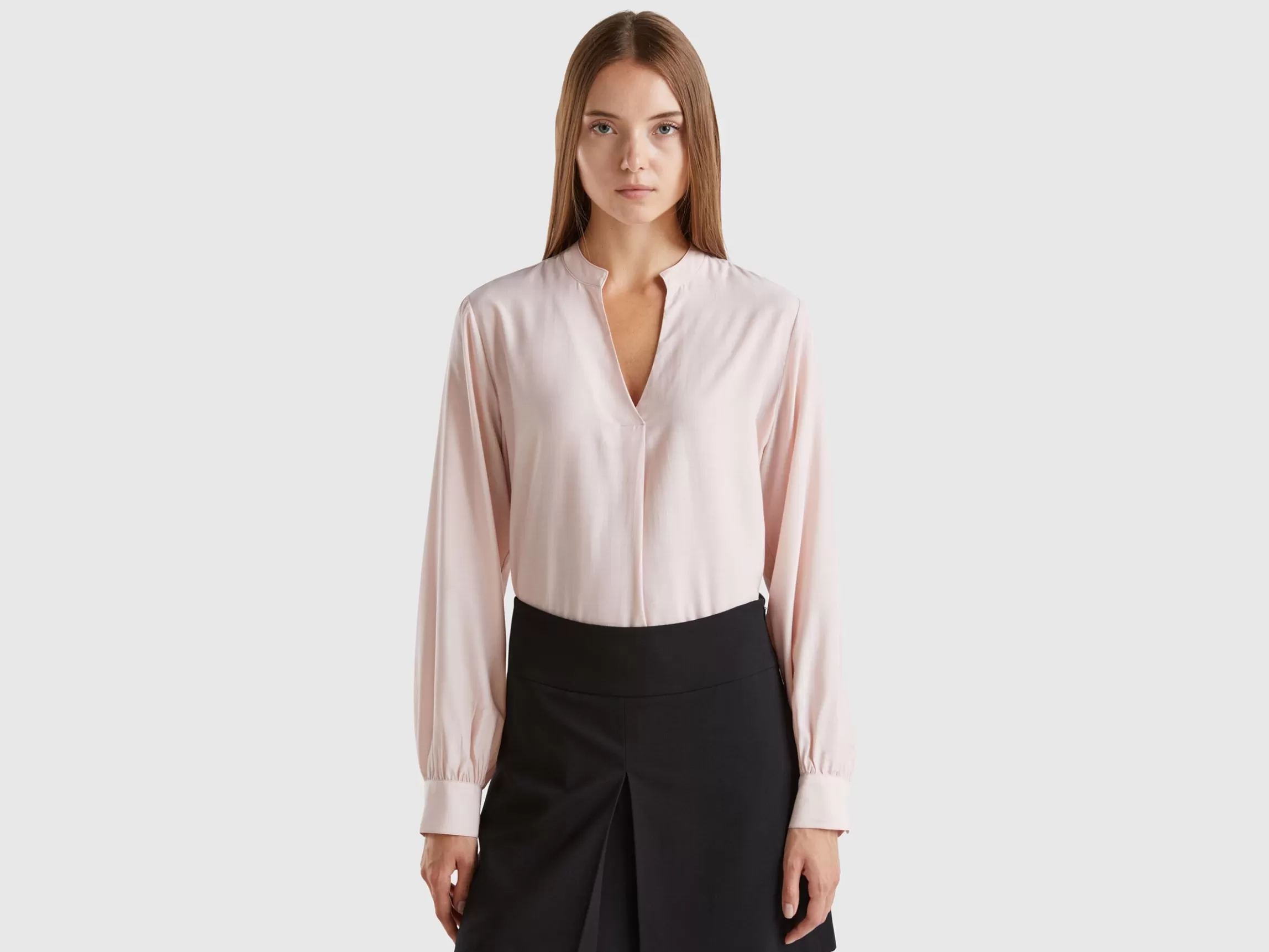 United Colors of Benetton Shirt with Henley neck