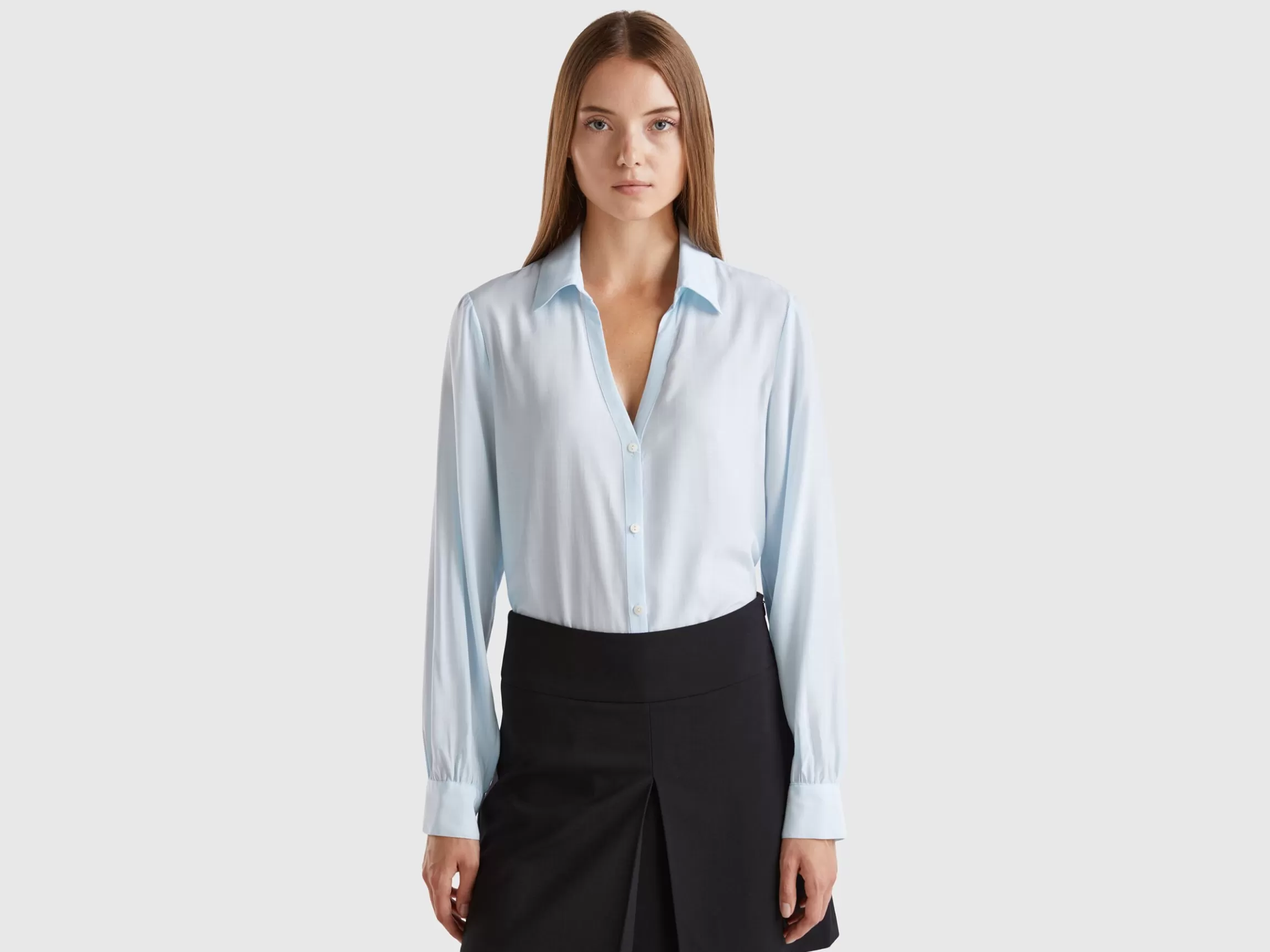 United Colors of Benetton Shirt with V-neck