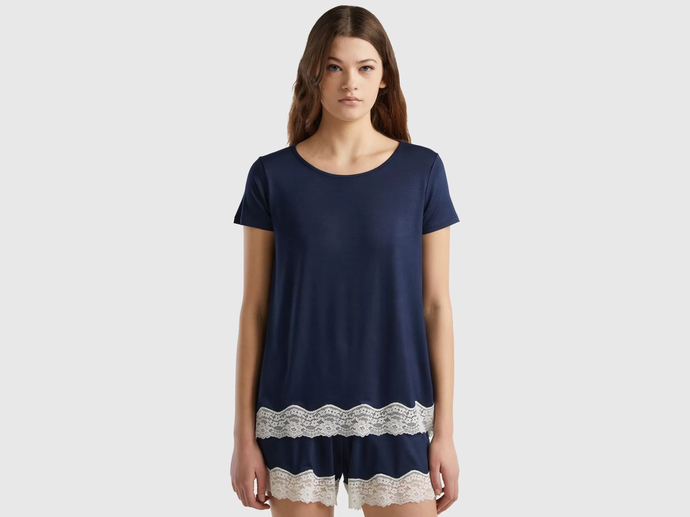 United Colors of Benetton Short sleeve t-shirts with lace