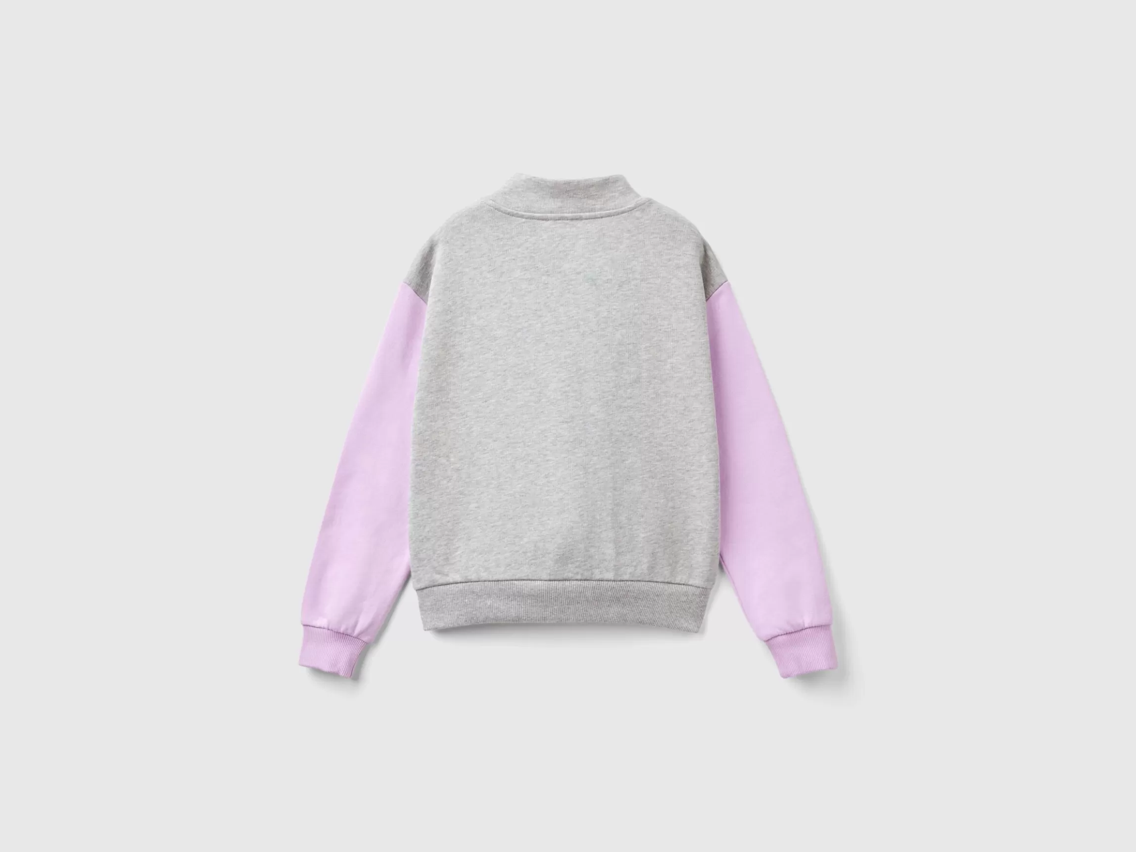 United Colors of Benetton Sweatshirt with zip and collar
