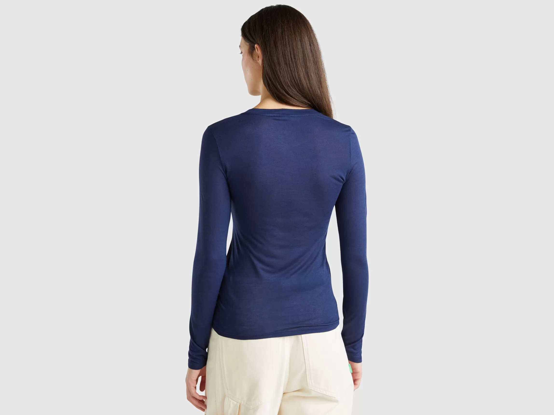 United Colors of Benetton T-shirt in viscose and cashmere blend