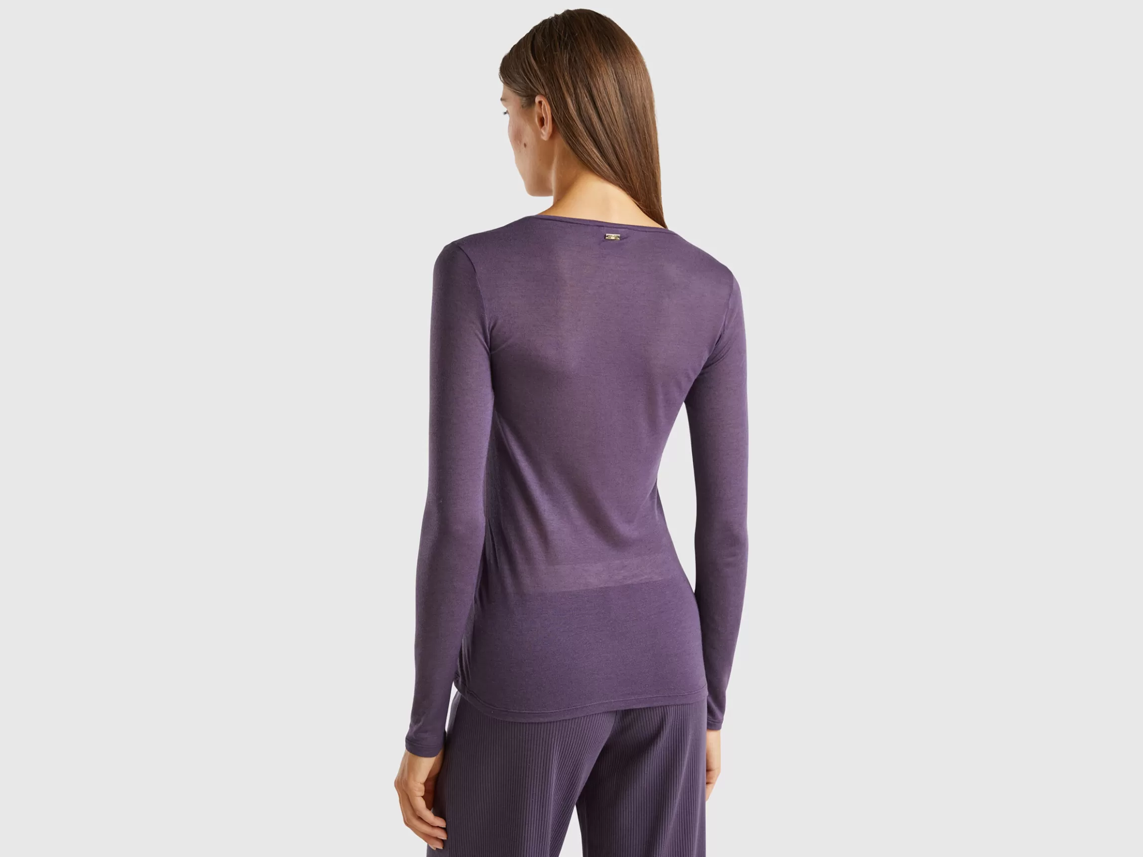 United Colors of Benetton T-shirt in viscose and wool blend