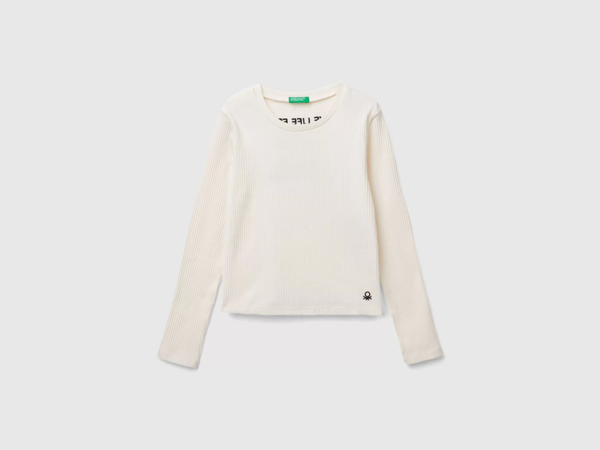 United Colors of Benetton T-shirt with print on the back