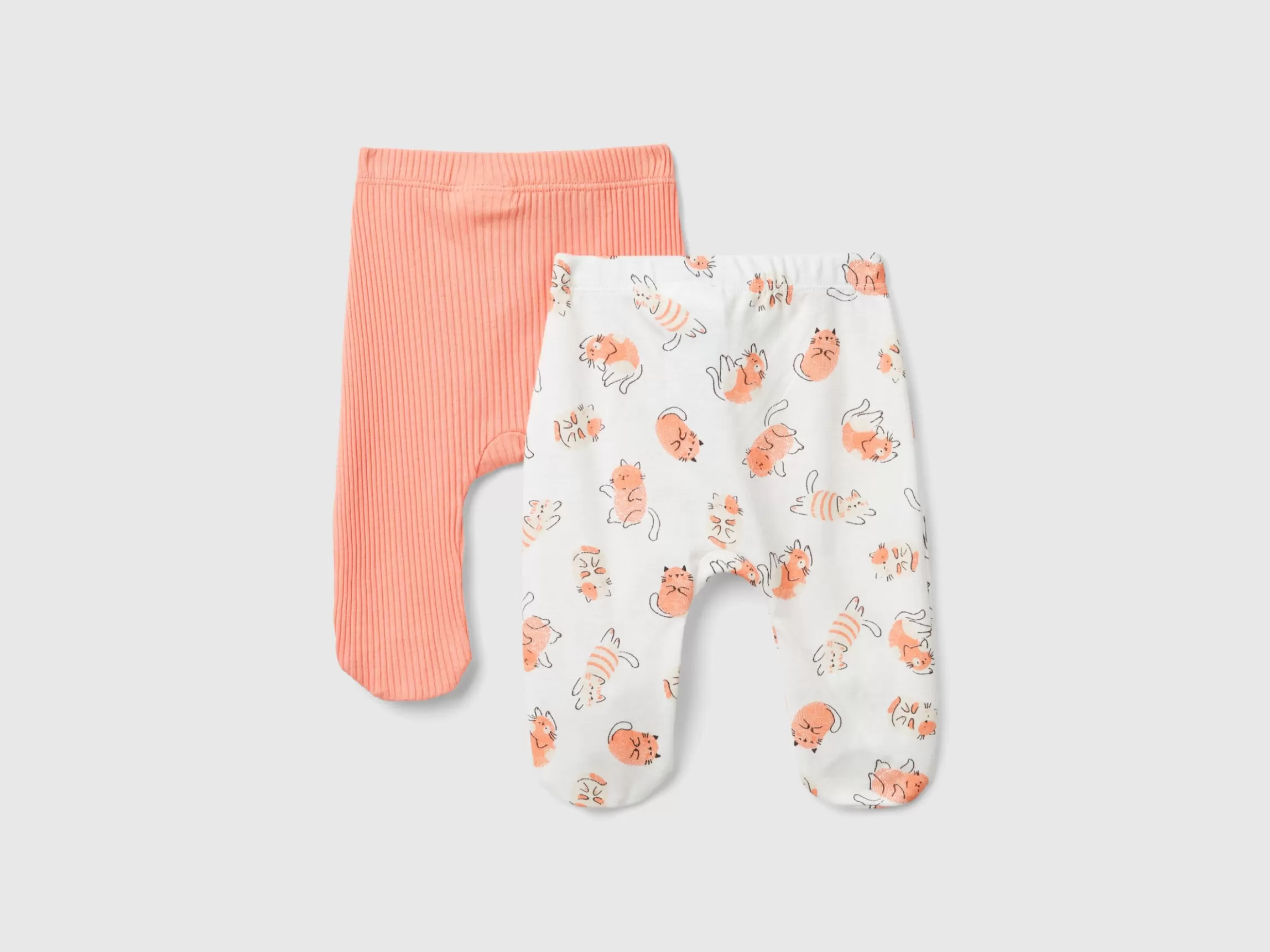 United Colors of Benetton Two pairs of trousers in organic cotton