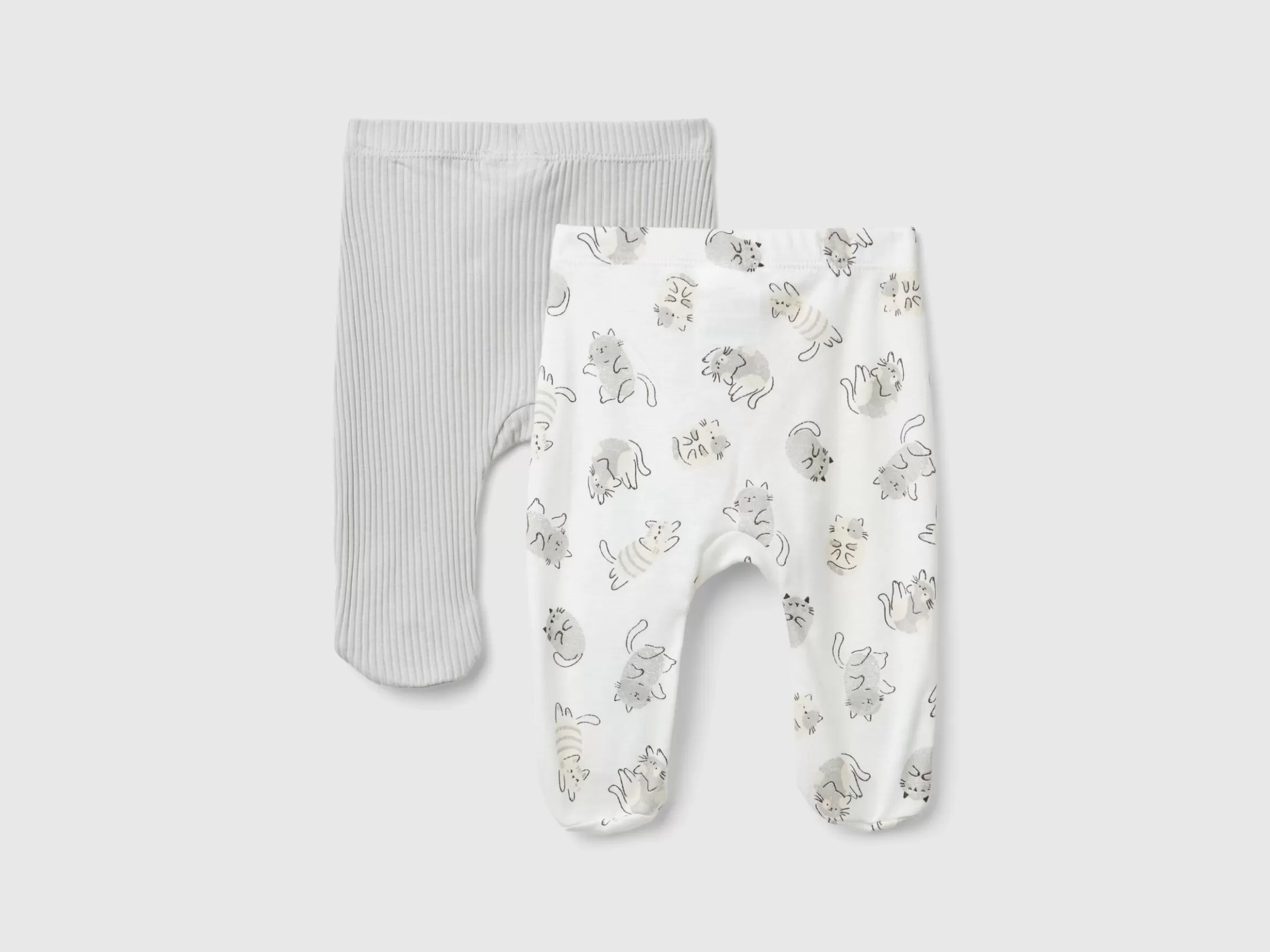 United Colors of Benetton Two pairs of trousers in organic cotton