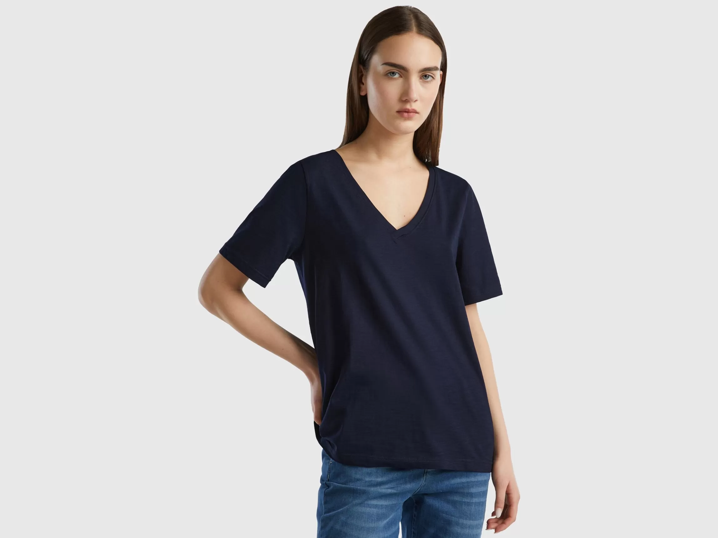 United Colors of Benetton V-neck t-shirt in slub cotton