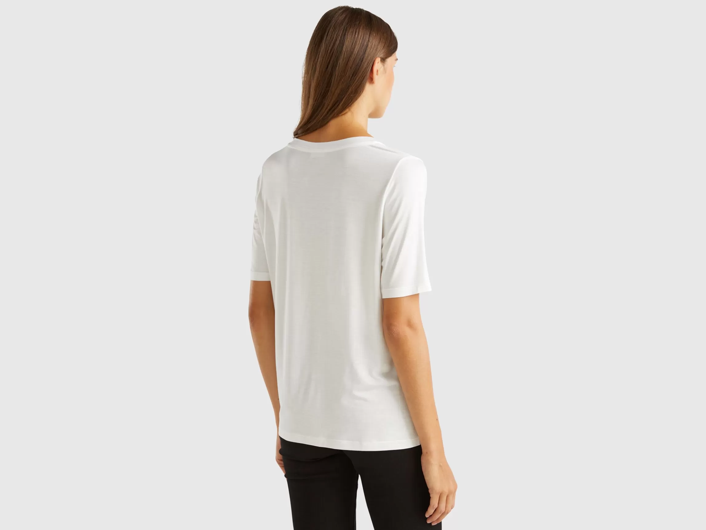 United Colors of Benetton V-neck t-shirt in stretch viscose