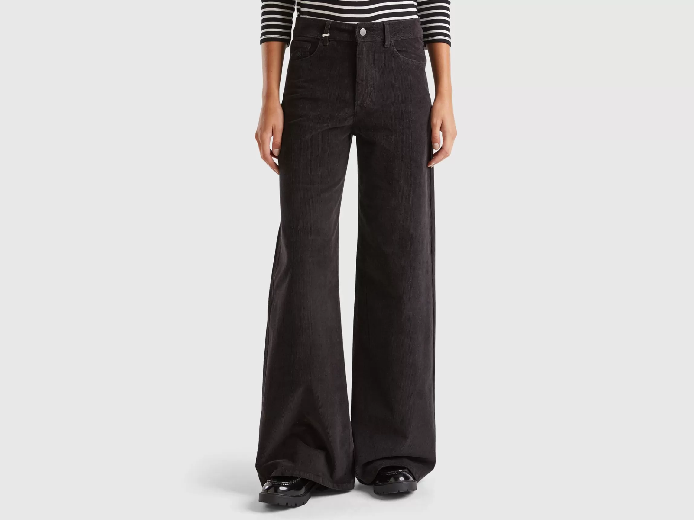 United Colors of Benetton Wide fit velvet trousers