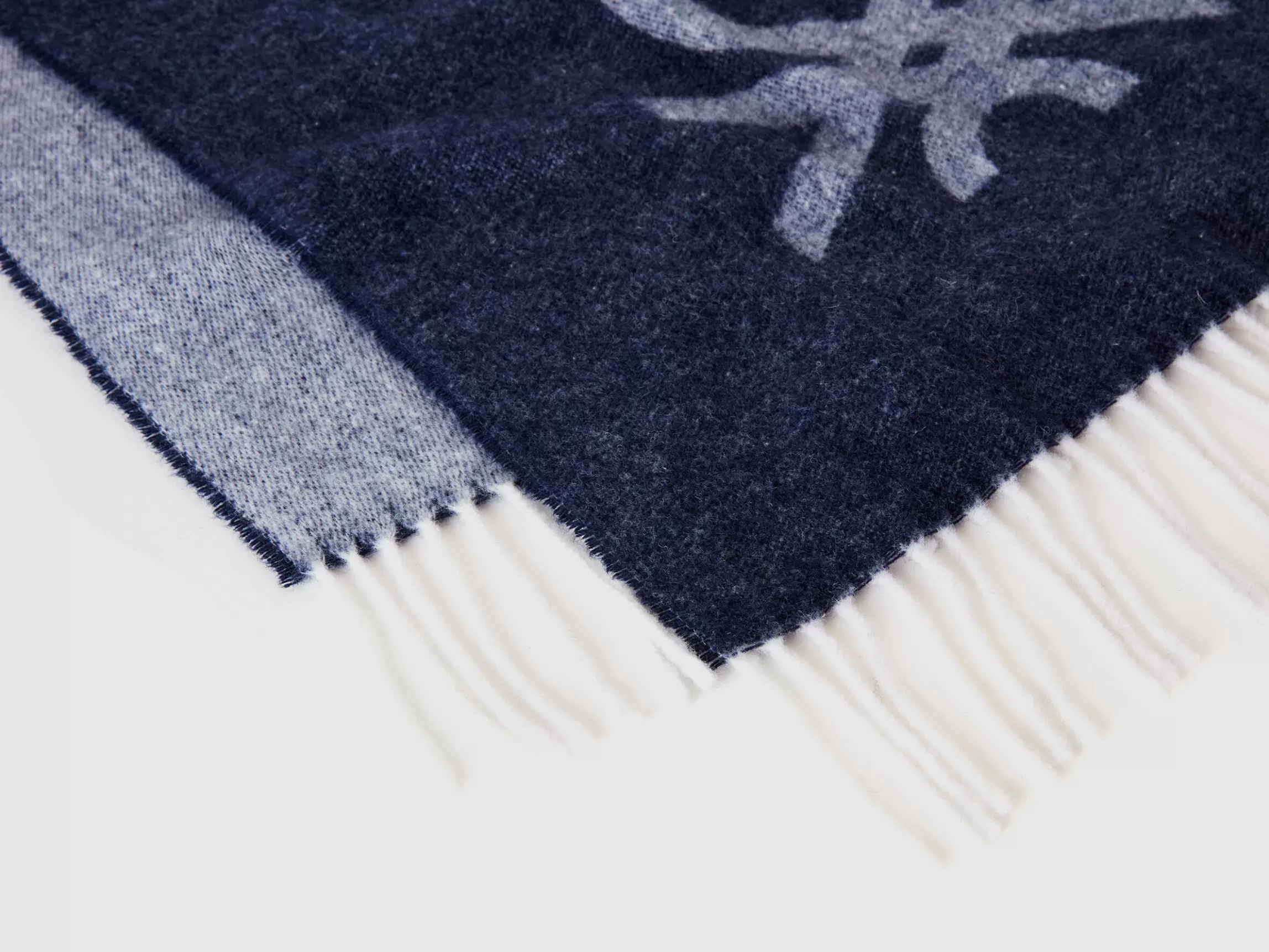 United Colors of Benetton Wool and viscose blend scarf